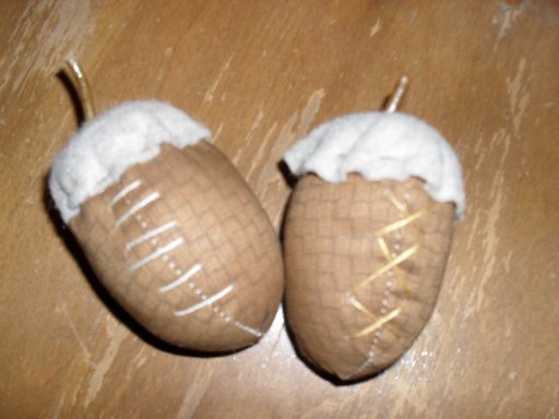 Handmade Acorns 3-4 inches