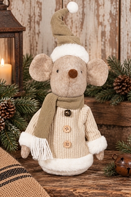 Tan Hat Winter Mouse 16